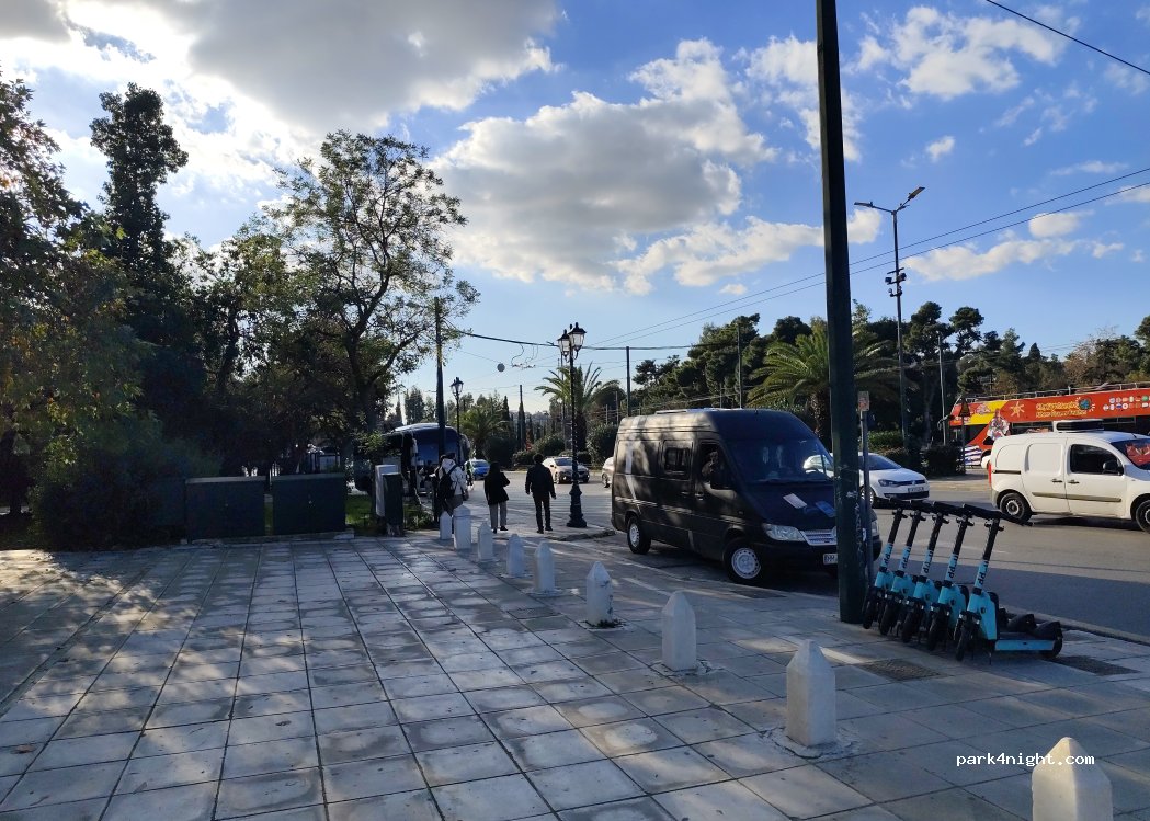 (116 36) Athina - Leof. Vasileos Konstantinou — foto 2