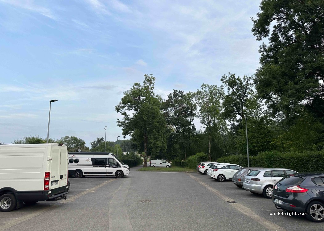 (64110) Jurançon - 2 Rue de l'Artisanat — foto 3