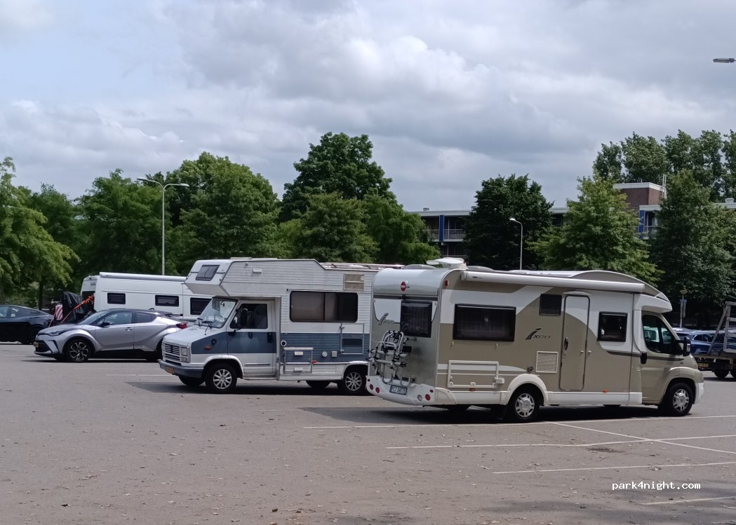 (2803 DT) Gouda - 1 Heuvellaan — foto 2