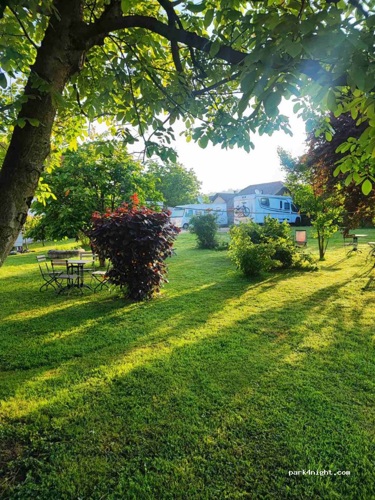 (1351) Brezovica - 3 Podpeška cesta — foto