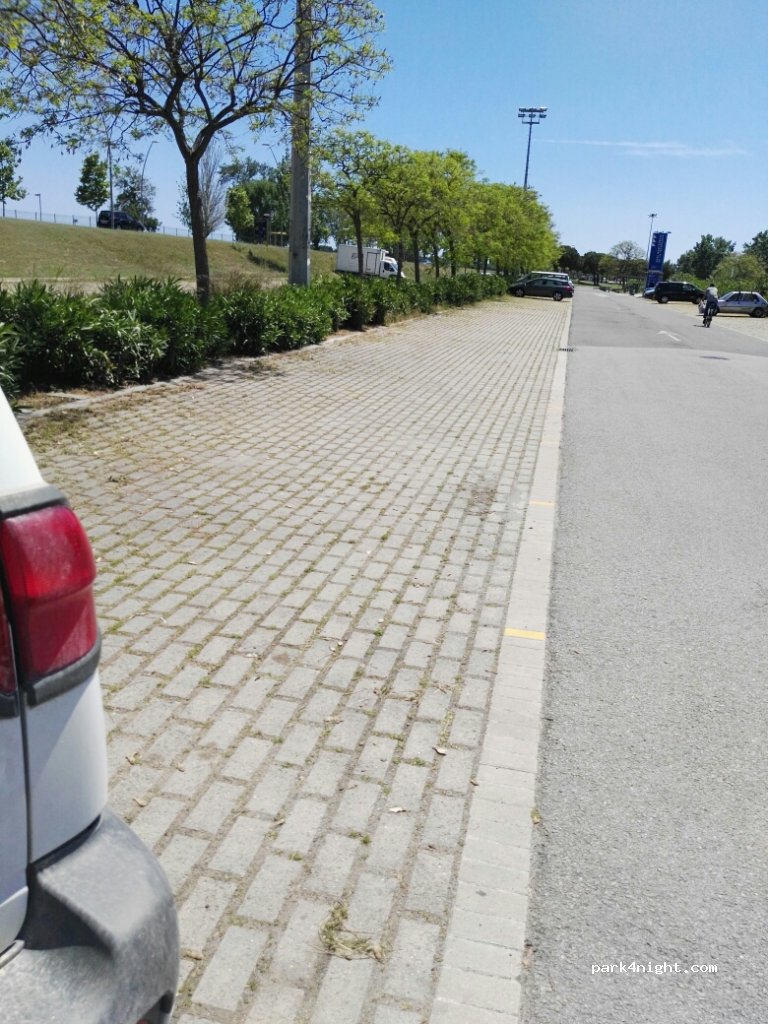 (08860) Castelldefels - 17 Avinguda del Canal Olímpic — foto