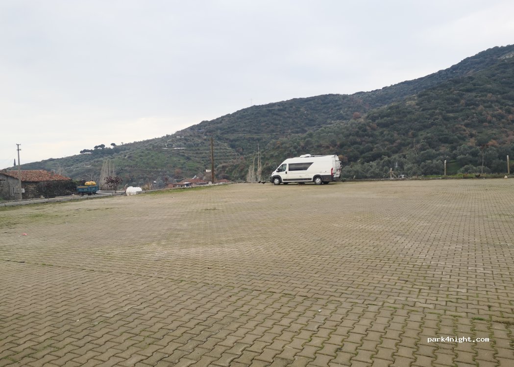 (35750) Ödemiş - 20 Birgi Yolu Bina: — foto