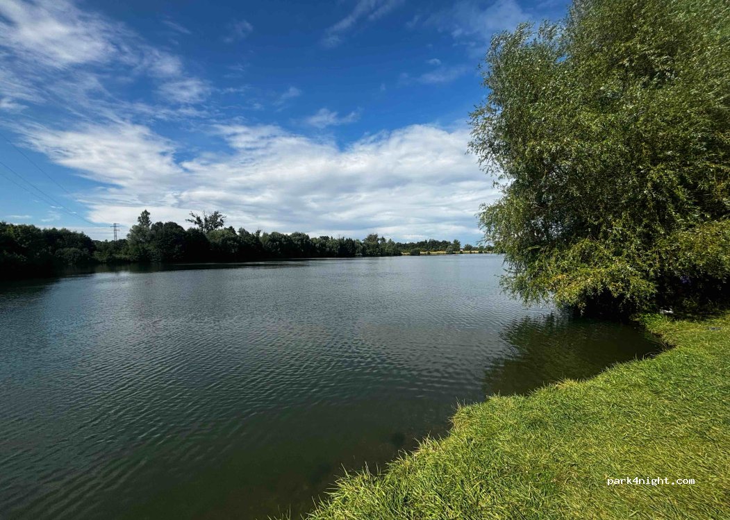 (747 22) Dolní Benešov - — foto 2