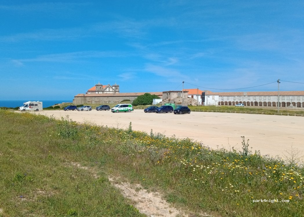 (2970) Sesimbra - Av 25 de Abril — foto 2