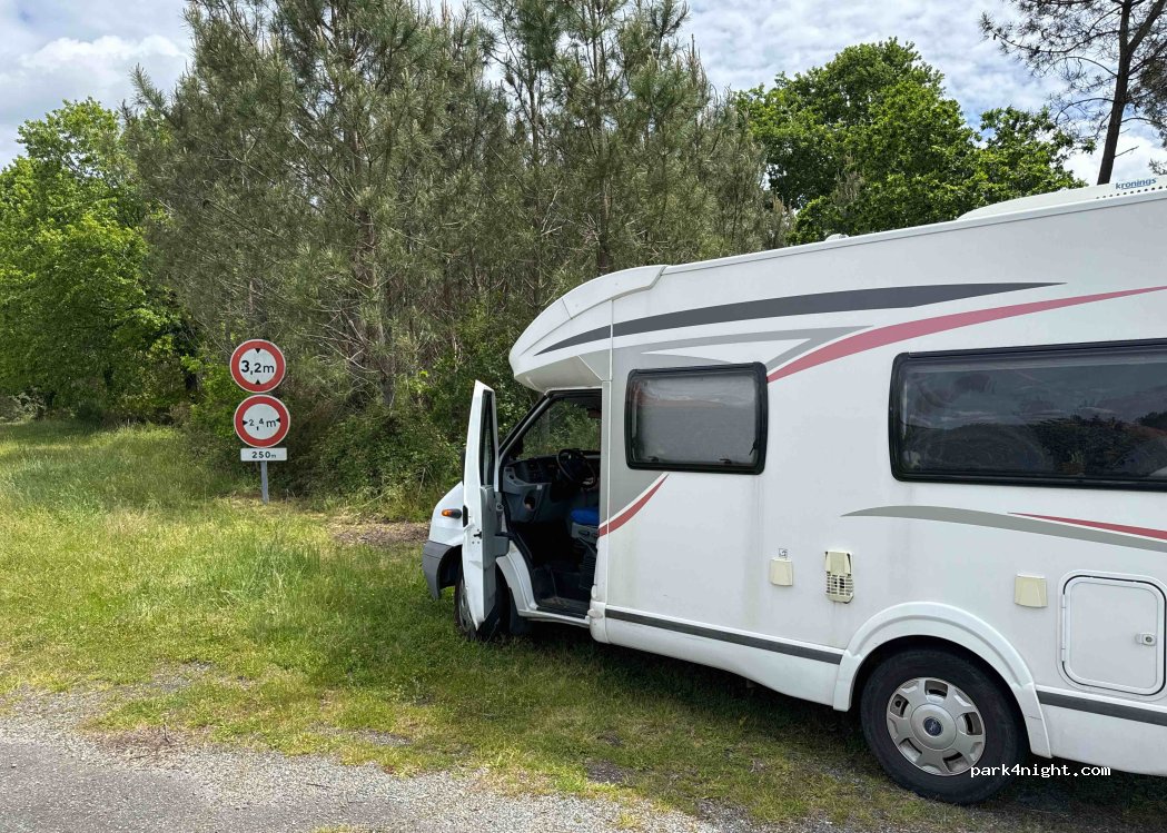 (40260) Castets - 505 Rue de la Grande Lande — foto