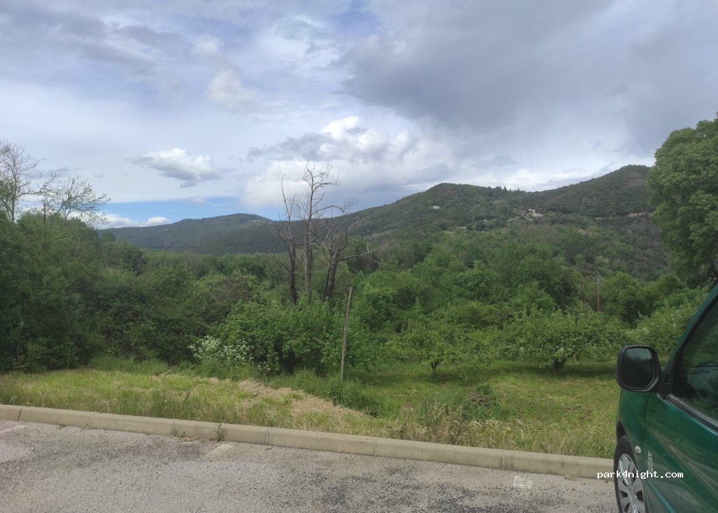 (30440) Saint-Julien-de-la-Nef - D349 — foto