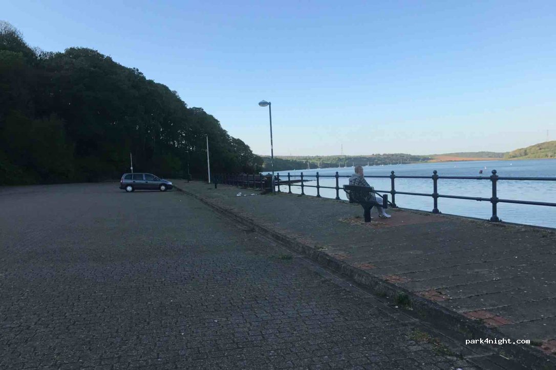 (SA72 6UJ) Pembroke Dock - — foto