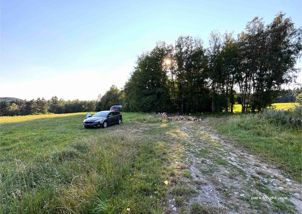 (374 01) Trhové Sviny - Unnamed Road — foto 3