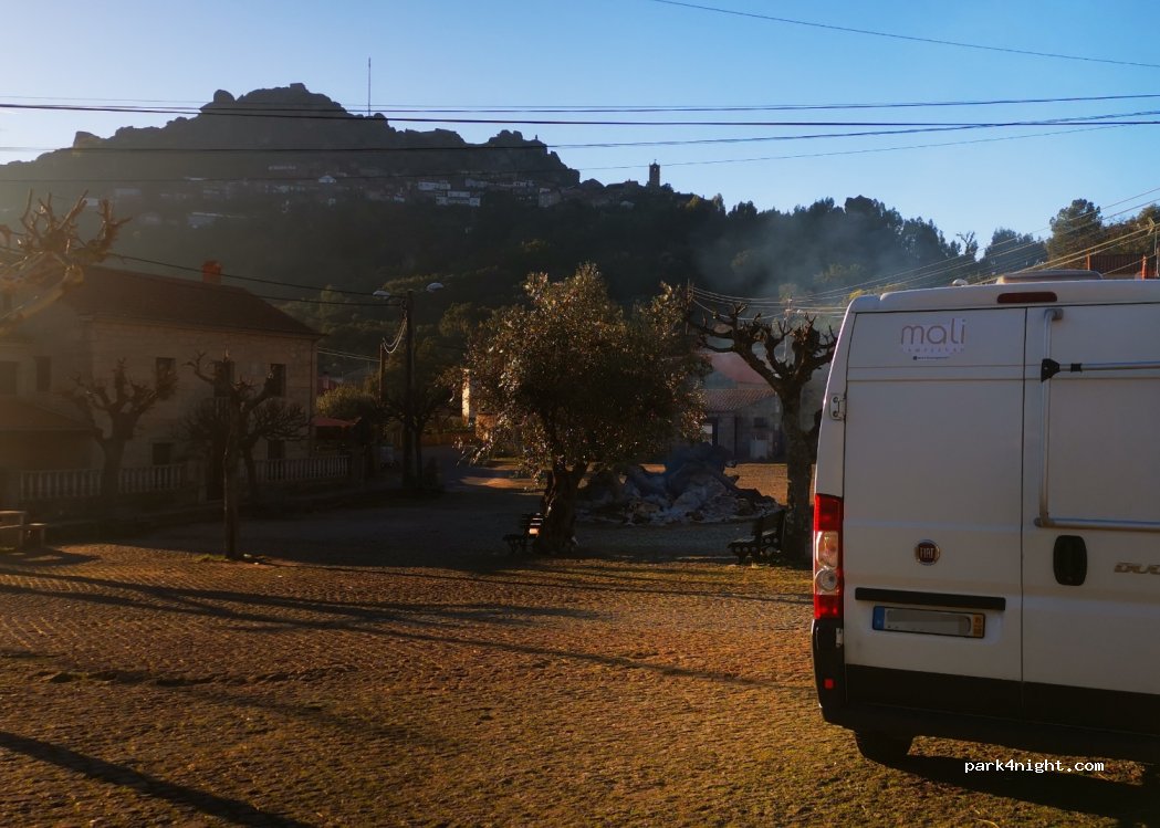 (6060) Monsanto - 2 Beco do Forno — foto 3
