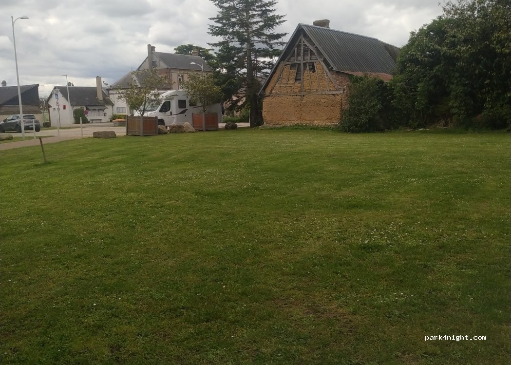 (27930) Gauville-la-Campagne - 3 Rue d'Aviron — foto