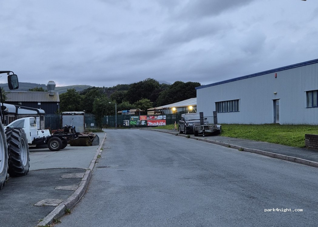 (SY20 8AH) Machynlleth - Treowain — foto