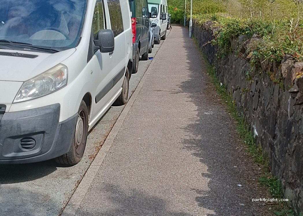 (IV51 9DQ) Portree - 4 Mill Road — foto