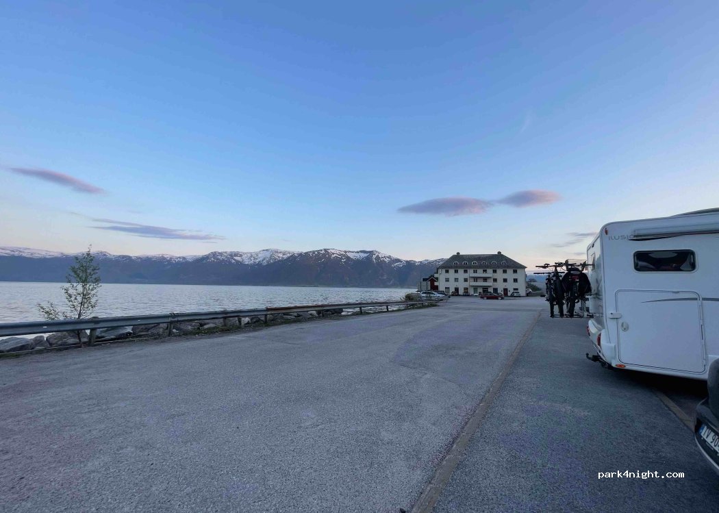 (6995) Nordeide - 32 Kyrkjebøvegen — foto