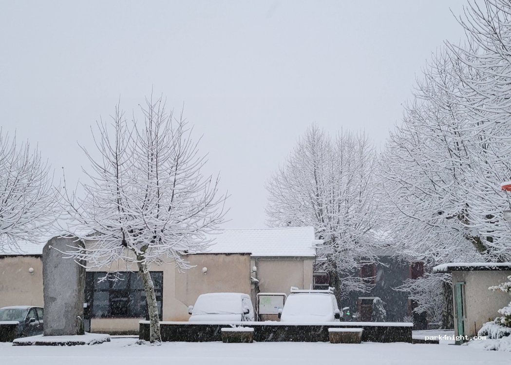 (81120) Teillet - 17 Place de la Mairie — foto