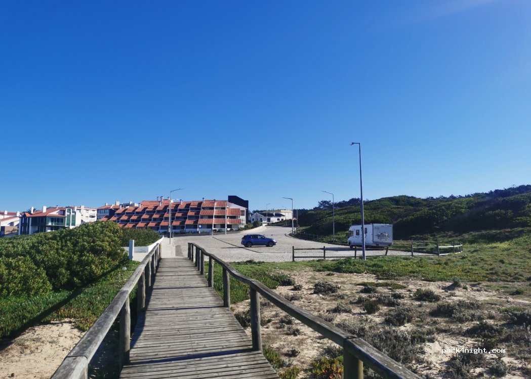 (2430-492) Marinha Grande - 8 Avenida José Nobre Marques — foto 3