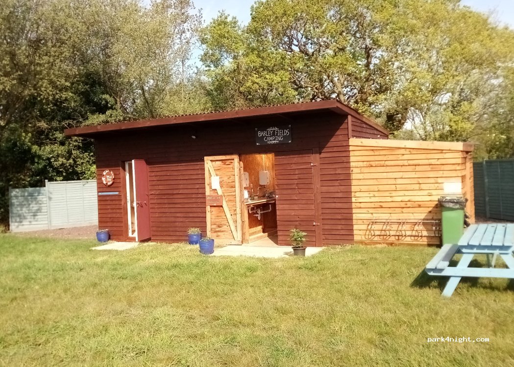 Barley Fields Camping — foto 2