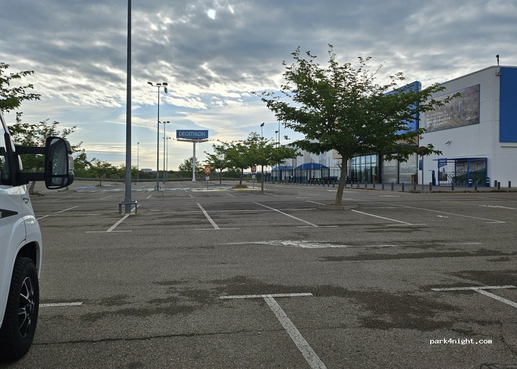 (22197) Huesca - 3 Avenida de Pebredo — foto 2