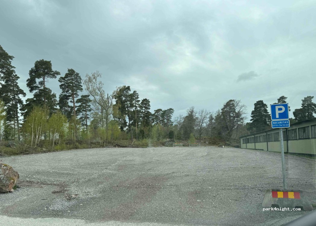 (645 35) Strängnäs - 63 Eldsund Byggnad — foto