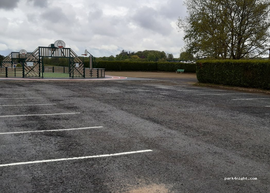 (53190) Fougerolles-du-Plessis - 3 Rue du Stade — foto