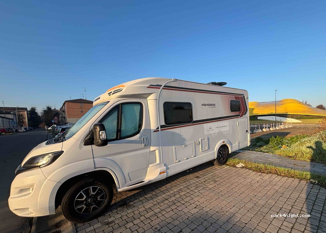 (41122) Modena - 37 Via Ferruccio Lamborghini — foto