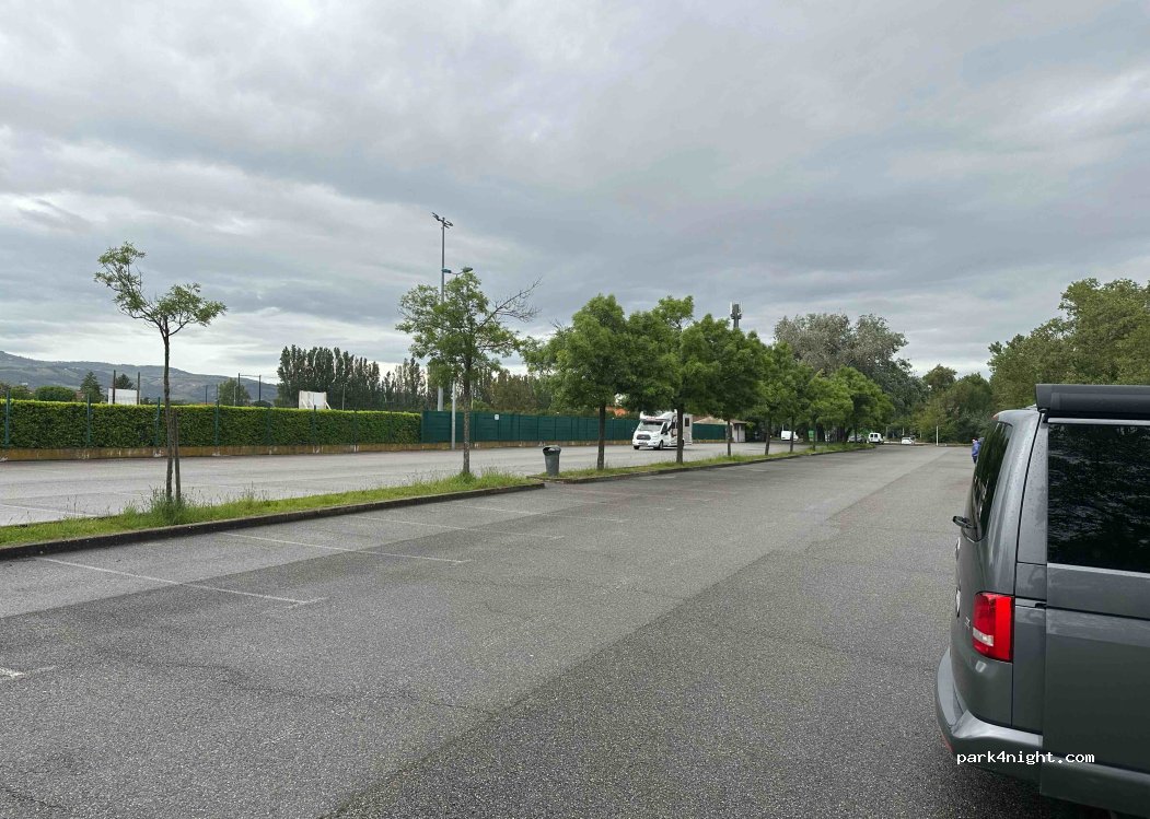 (07500) Guilherand-Granges - 214 Boulevard Charles de Gaulle — foto
