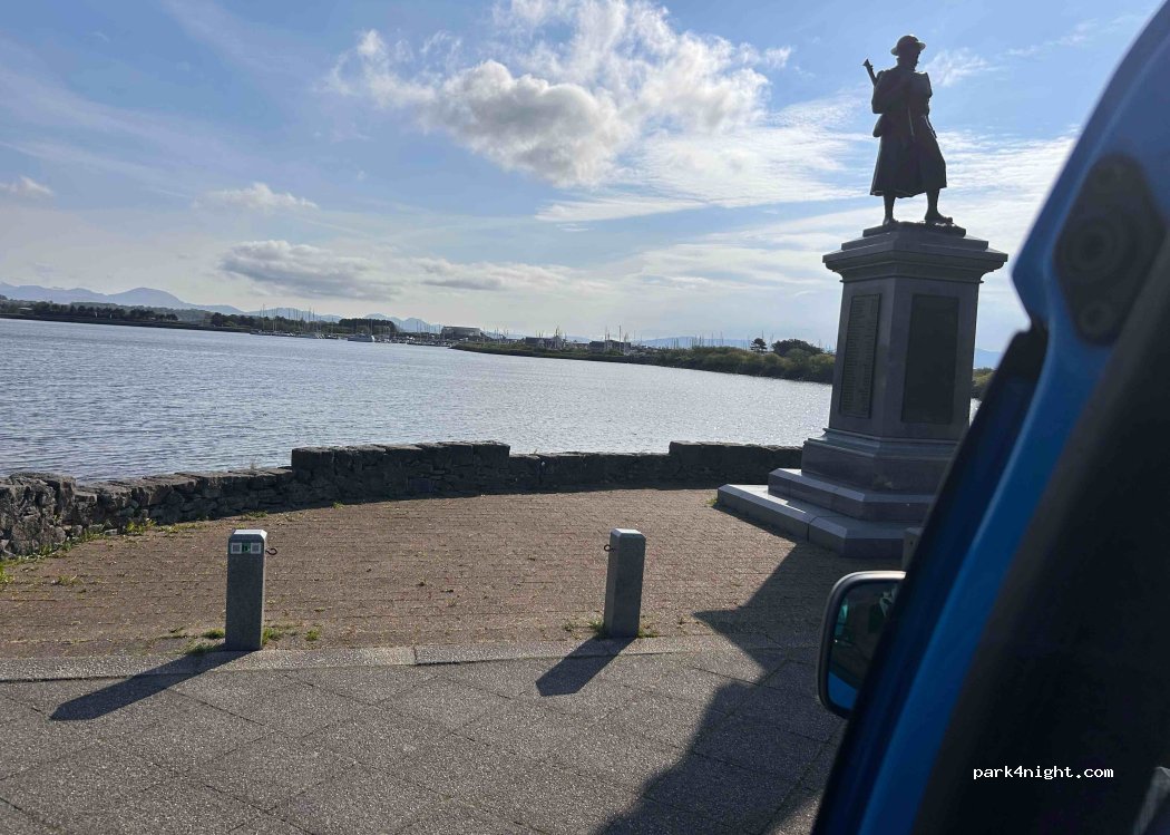 (LL53) Pwllheli - Embankment Road — foto 2