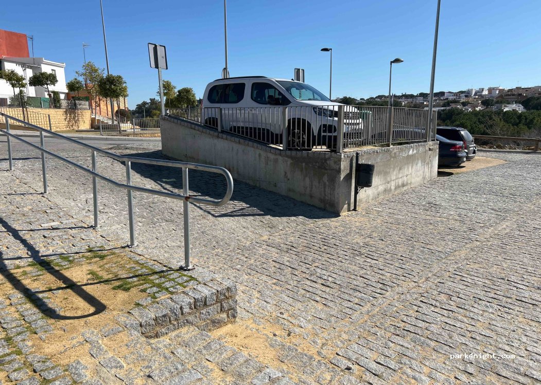 (41500) Alcalá de Guadaíra - 1A Plaza el Congreso — foto 2