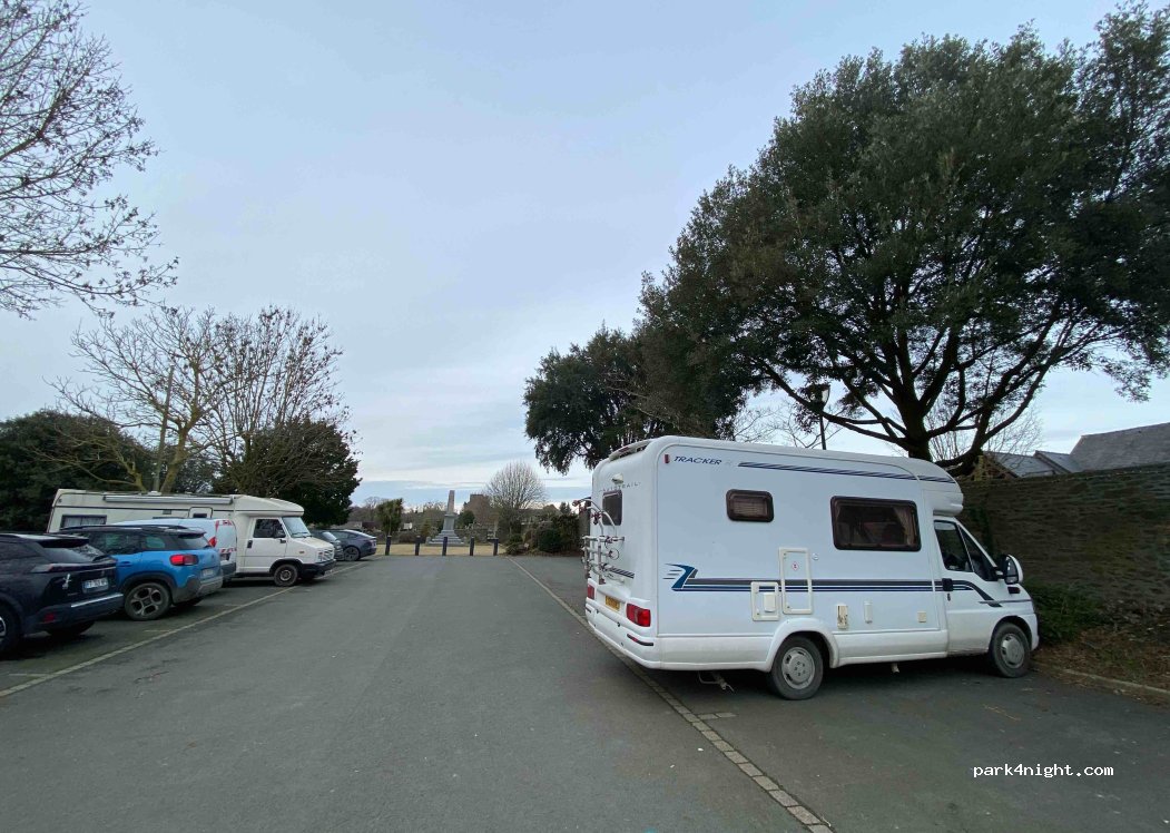 (22490) Plouër-sur-Rance - rue de la Poste. — foto 4