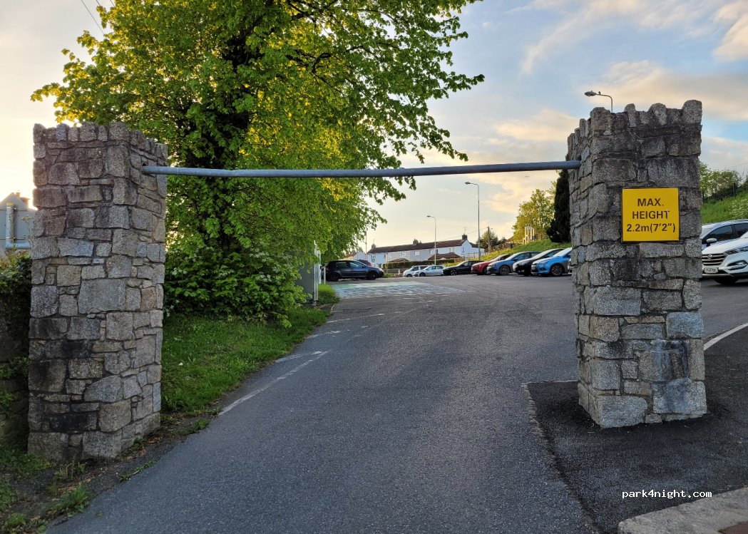 (R95 HT66) Graiguenamanagh-Tinnahinch - Upper Main Street — foto