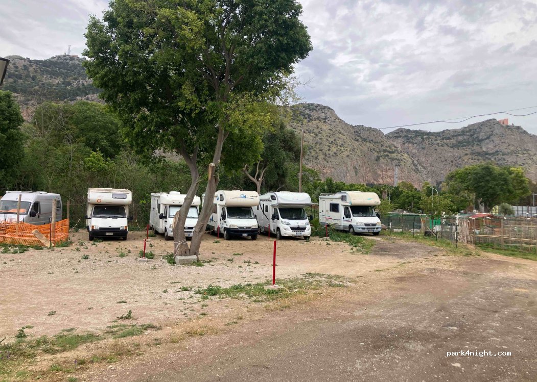 UN' OASI DI TRANQUILLITA'  DENTRO LA CITTA' DI PALERMO — foto 3