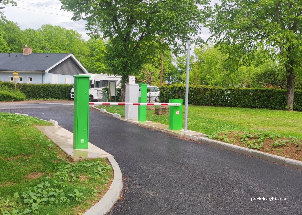 (72300) Précigné - 1 Rue de la Piscine — foto 3