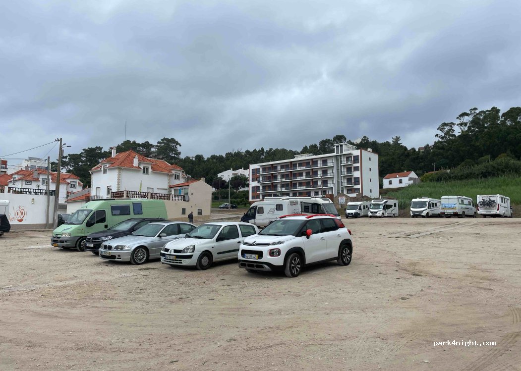 (2450-115) Nazaré - 15 Rua D — foto 2