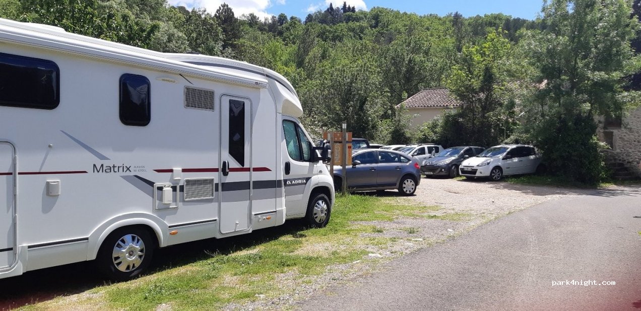 (34700) Saint-Étienne-de-Gourgas - 180 Chemin de la Gardie — foto 2