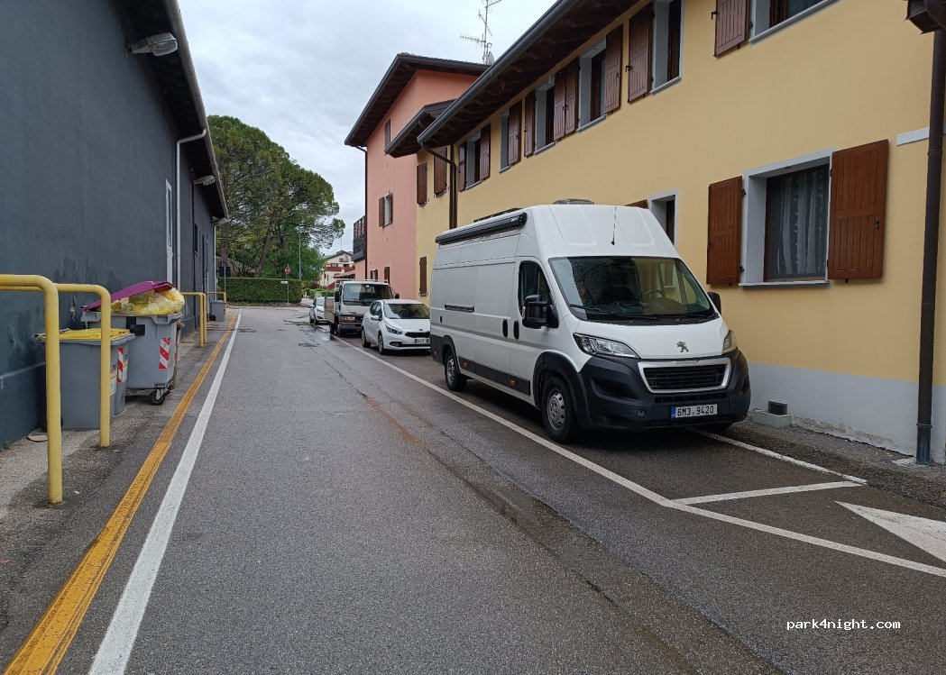 (33043) Cividale del Friuli - 8 Via Rossini — foto