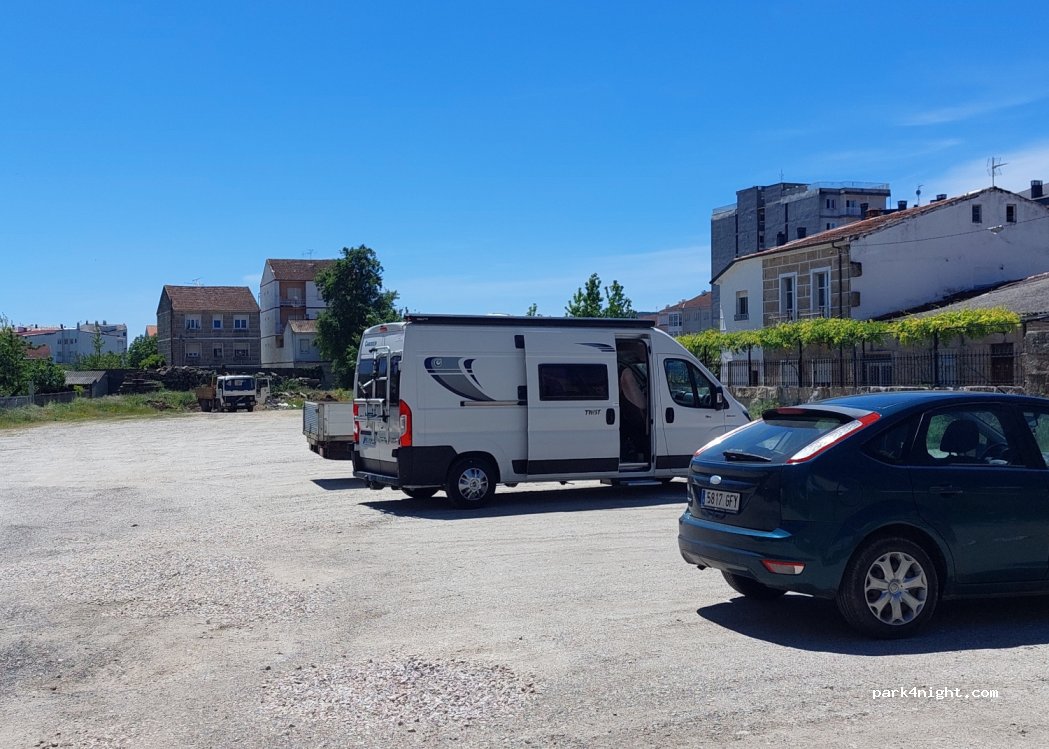 (32600) Verín - 6 Avenida de Sousas — foto