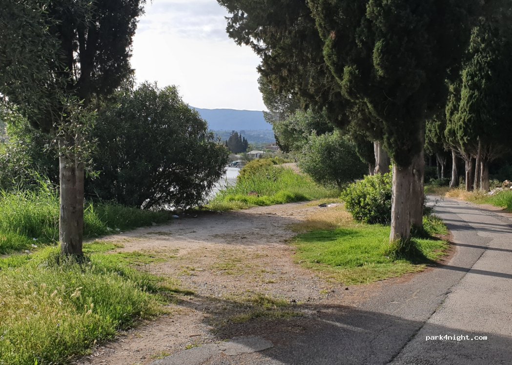 (491 00) Limni - Unnamed road — foto