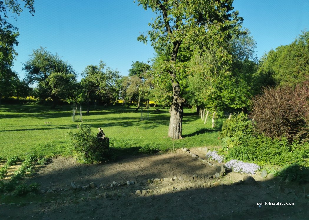 (17194) Grabowhöfe - 8 Zum Burgwall — foto