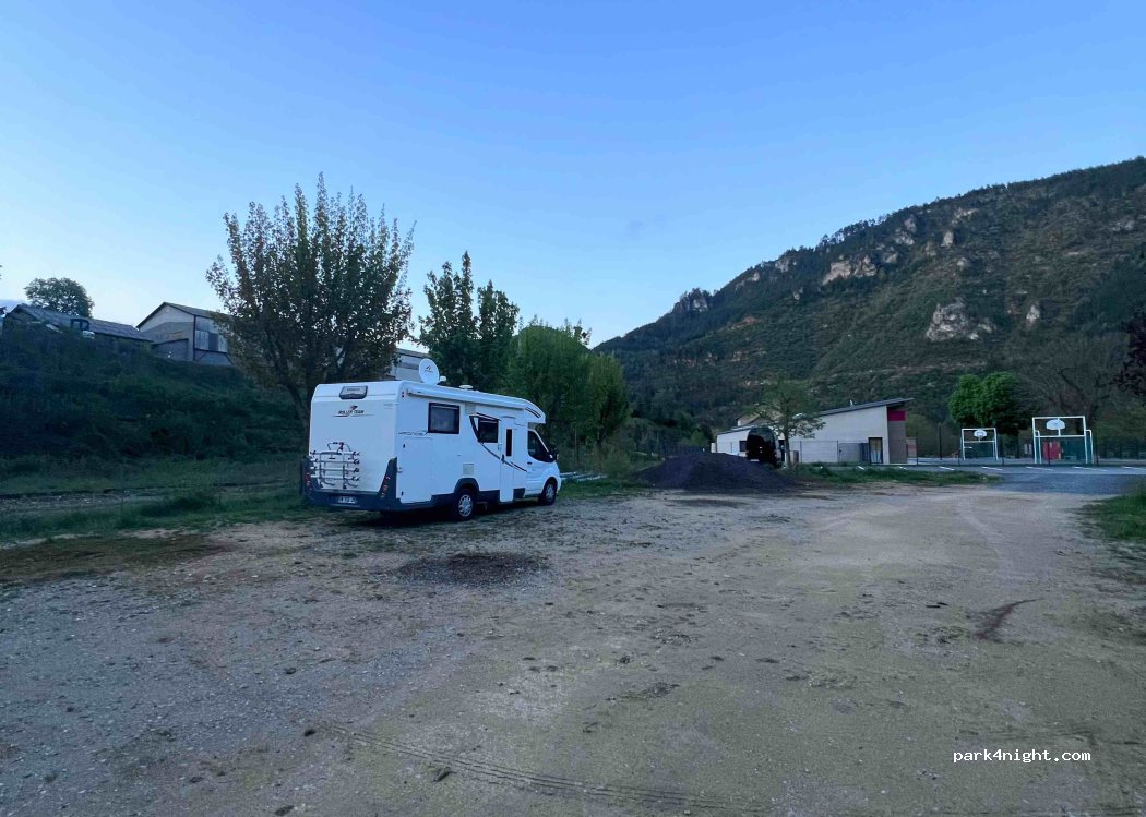(48000) Balsièges - 308 Avenue de la Gare — foto