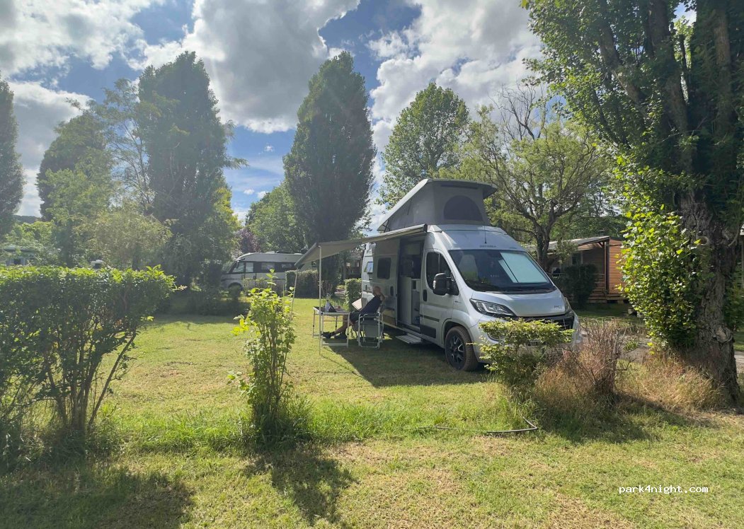 Camping de l'Île de la Comtesse — foto