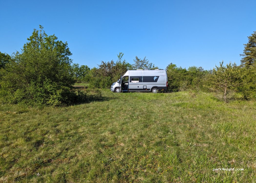 (24310) Paussac-et-Saint-Vivien - — foto
