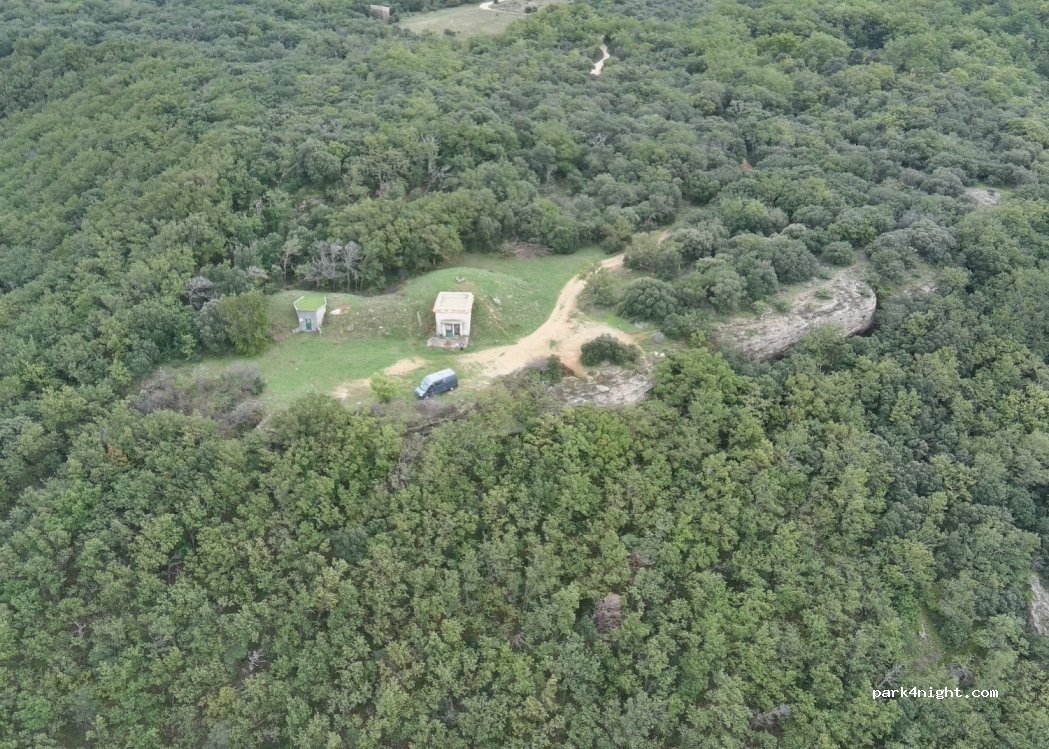 (26230) Grignan - 790 Chemin du Château d'Eau — foto 2