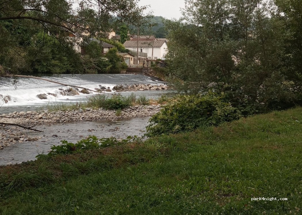(64800) Nay - 1 Rue du Tennis — foto 3