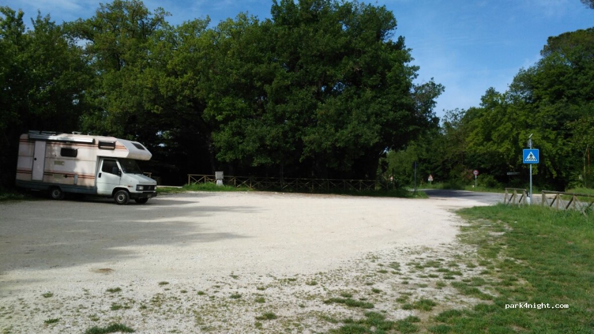 (62010) Urbisaglia - Strada Provinciale Mogliano-Abbadia di Fiastra — foto