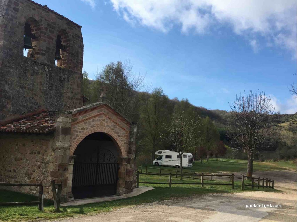 (09257) Villafranca Montes de Oca - Unnamed Road — foto