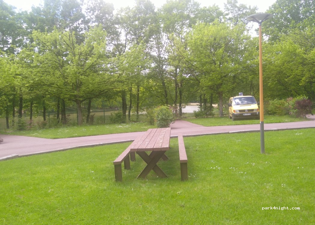 L'Etang Grénetier - Espace Paulette Lavergne — foto