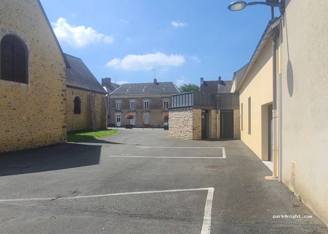 (53270) Torcé-Viviers-en-Charnie - 108 Le Bourg — foto 2