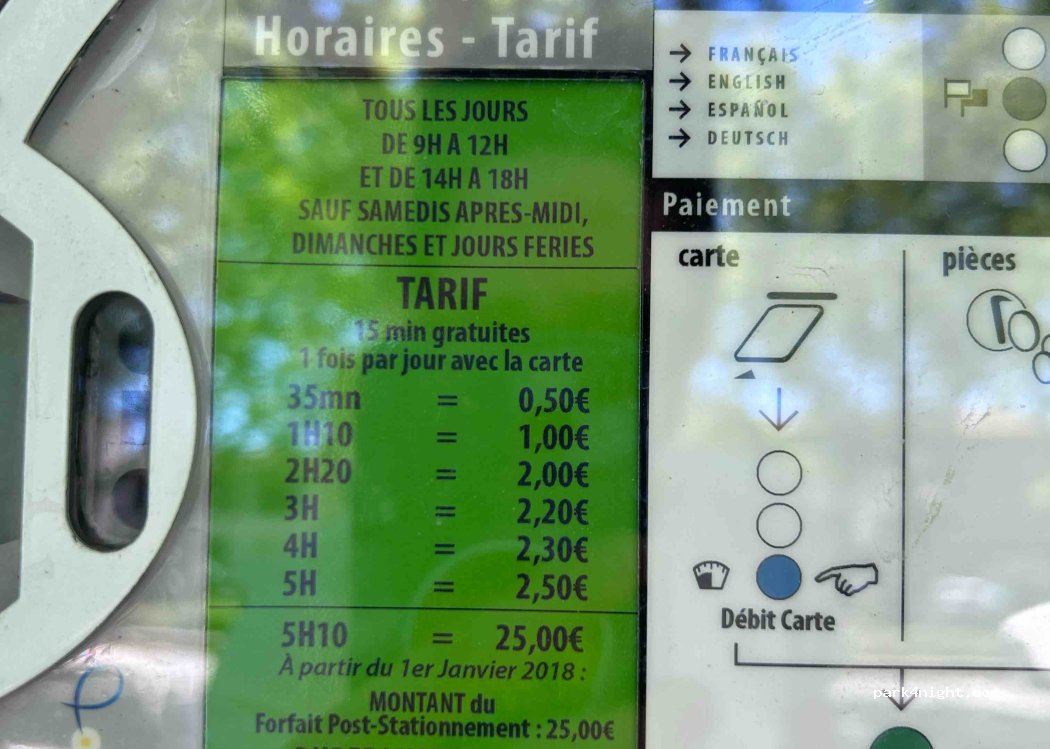 (11000) Carcassonne - Boulevard Barbès — foto