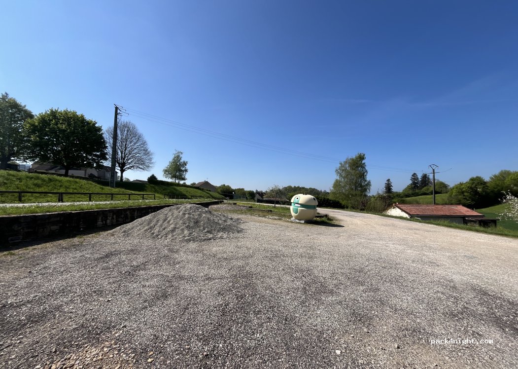 (71480) Joudes - Le Bourg — foto 3