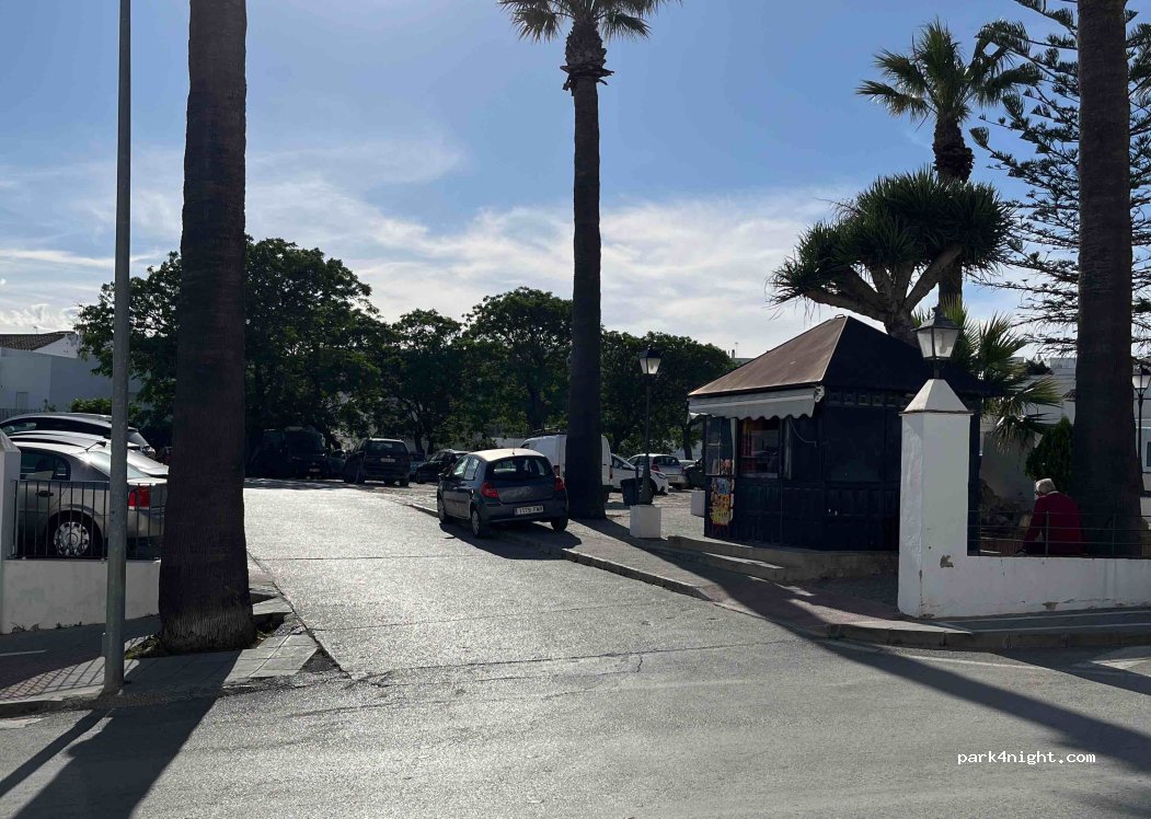 (11150) Vejer de la Frontera - 8 Avenida Andalucía — foto 2