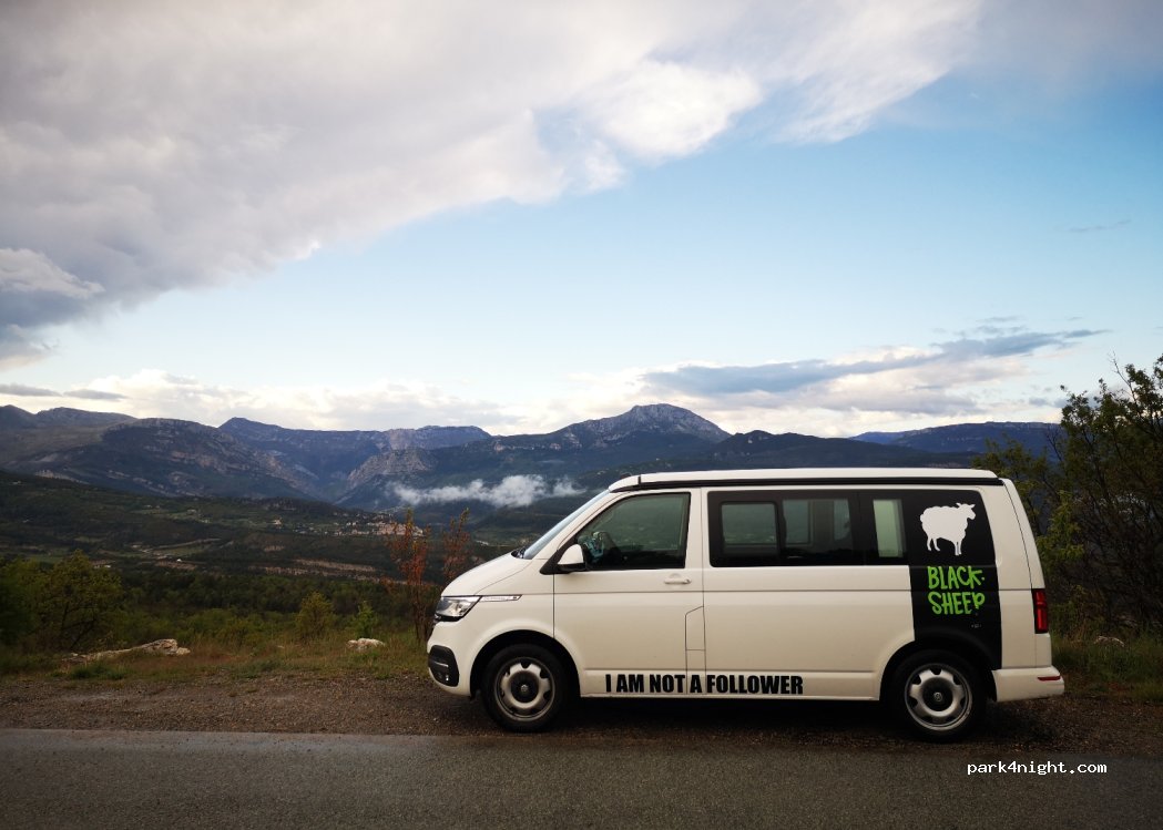 (83840) Comps-sur-Artuby - D71 — foto